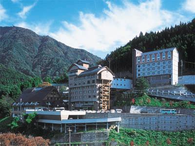 �G�[�X�i�s�a�F�z�e���鋫�̓�